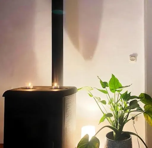 Mitten Im Weinparadies 罗特翁特尔里特堡